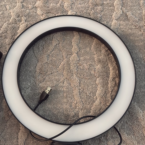 Ring light with stand - Picture 2 of 8